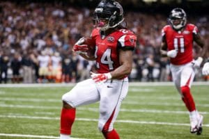 October 15, 2015: Atlanta Falcons Running Back Devonta Freeman (24) [19971] breaks free and runs in to the end zone for a touchdown during the game between the Atlanta Falcons and New Orleans Saints at the Mercedes-Benz Superdome in New Orleans, LA. (Photo by Stephen Lew/Icon Sportswire)