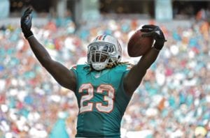 (http://phinphanatic.com/2016/10/25/miami-dolphins-jay-ajayi-train-rolling-get/)