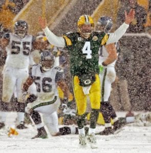 (https://www.pinterest.com/hollybrosig/football-green-bay-packers/)