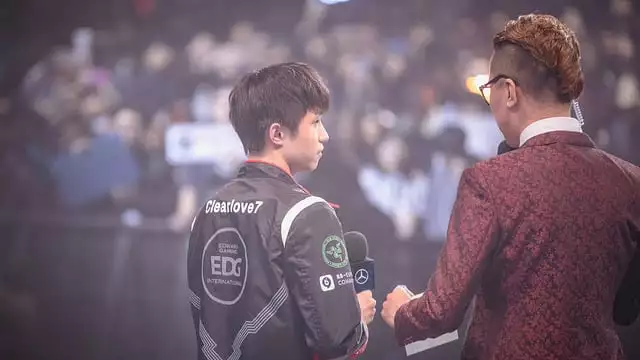 EDG's Clearlove was the most OP jungler in week two of worlds