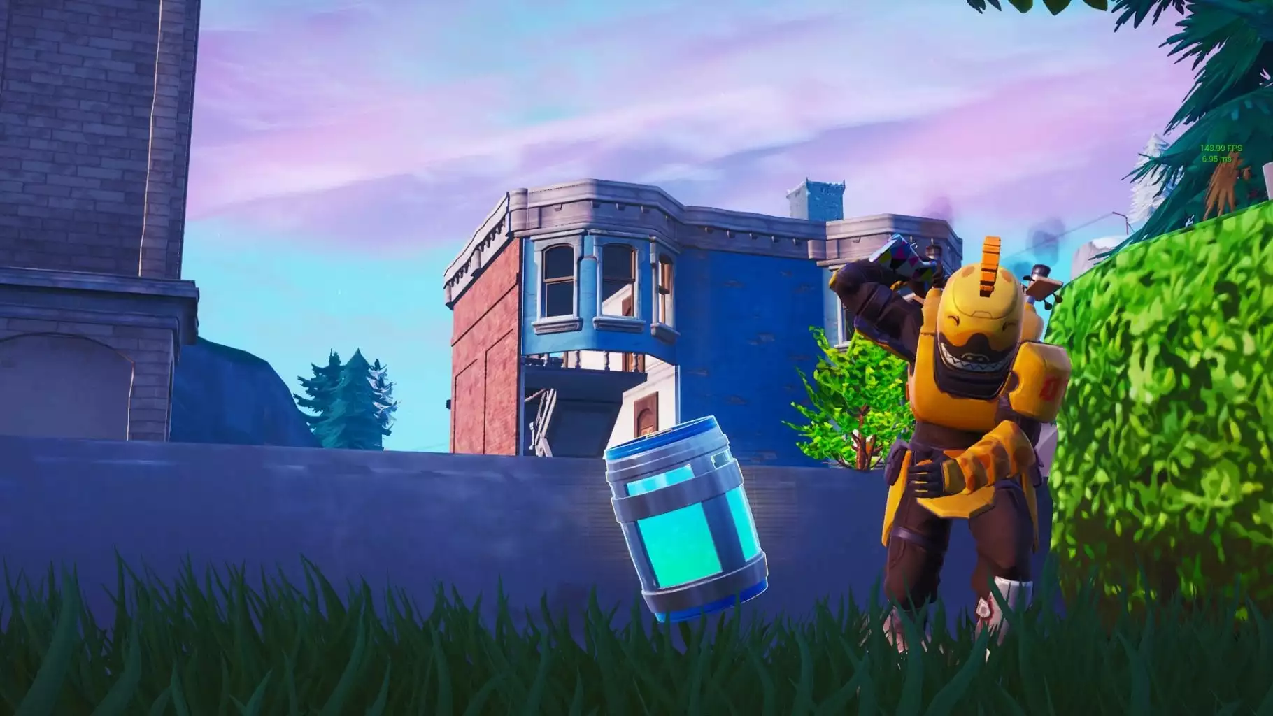 Choosing the last three items in competitive Fortnite