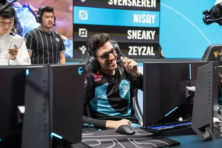 Nisqy smiles after a 2-0 weekend and gets named to LCS Spotlight