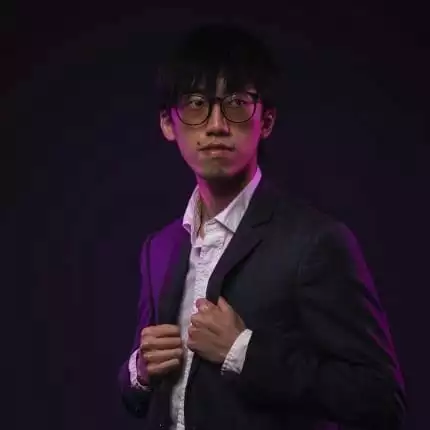 outlaws coach