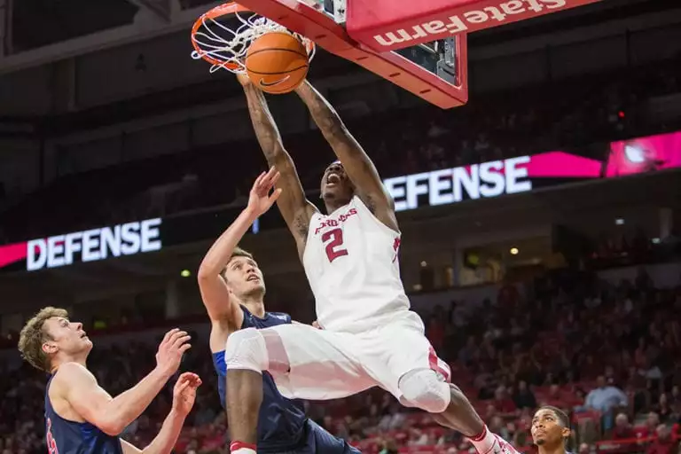 SEC Faces Troubles Entering Conference Play