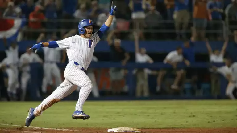 https://floridagators.com/sports/baseball/roster/austin-langworthy/11543