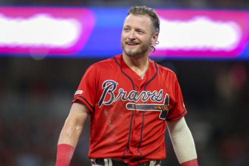 Josh Donaldson signs with Twins