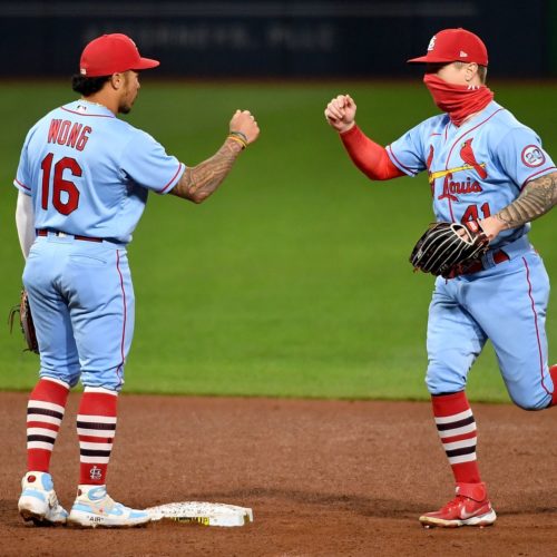 Wong & O'Neill Win Gold Glove as Decisions Loom for St. Louis