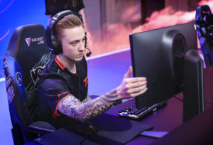 An Early Review of G2 Rekkles