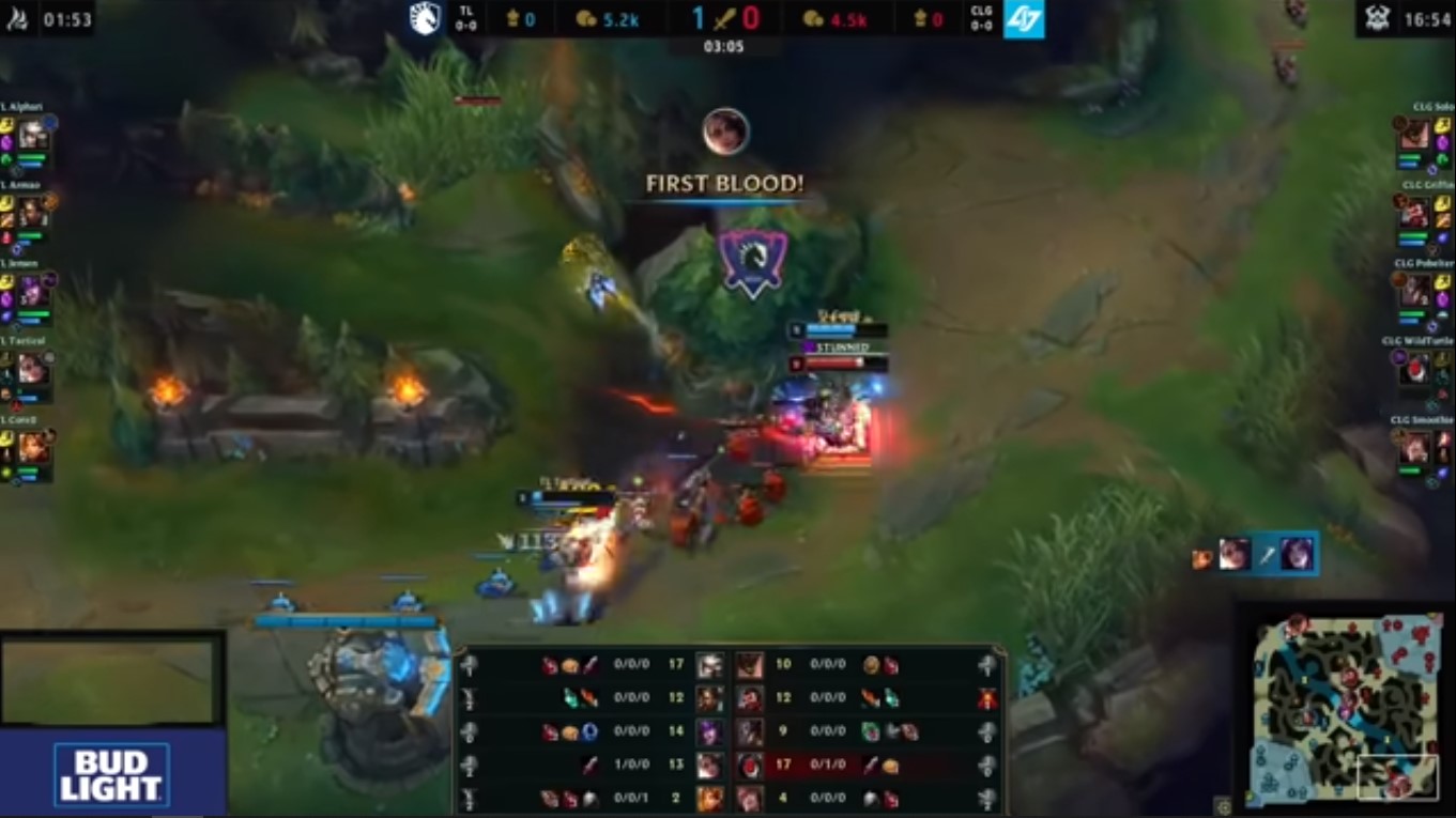 Team Liquid's bottom lane 2v2 Double Killed CLG's bottom lane in the Lock In tournament. 