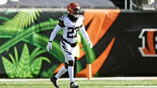 Cincinnati Bengals Re-Sign Tony Brown