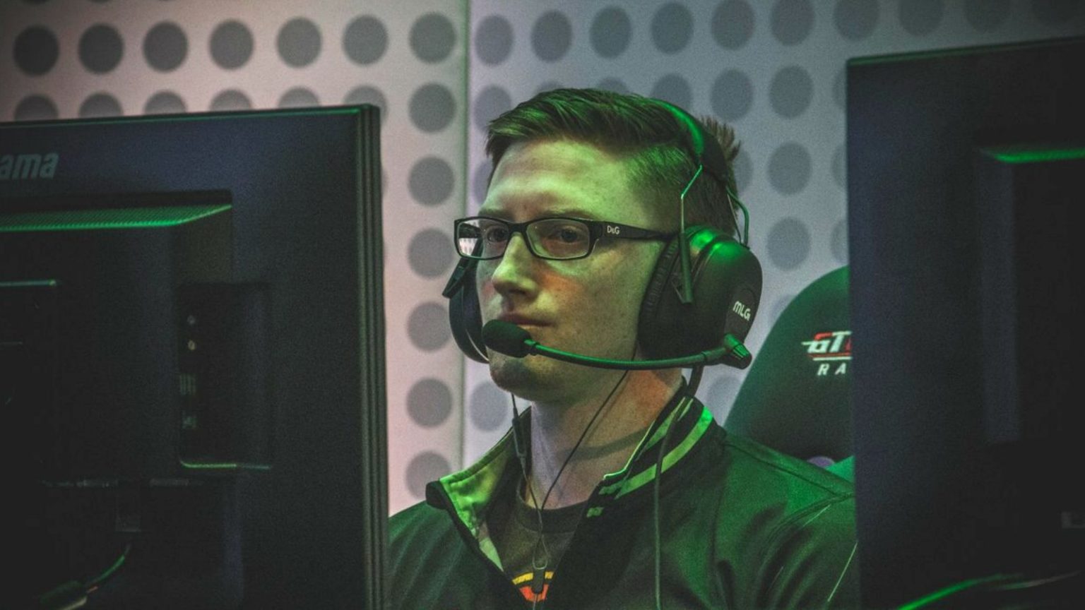 Players like Seth “Scump” Abner and James “Clayster” Eubanks struggle with mental health as players go through long and tedious seasons.