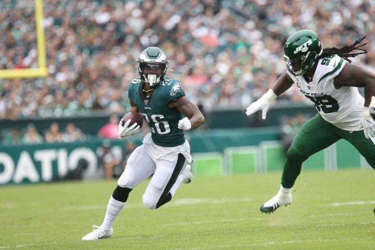 Would the Eagles be Superbowl Contenders with Deshaun Watson?