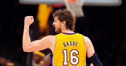 Pau Gasol retired number