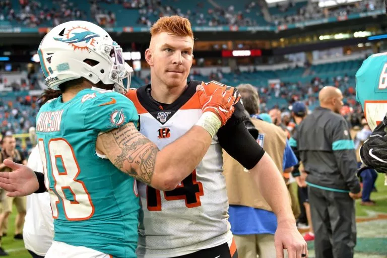 Miami Dolphins Week 15 News Splash