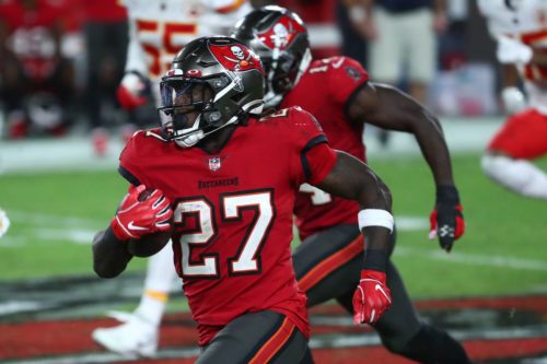 Fantasy Football Players to Add Week 16