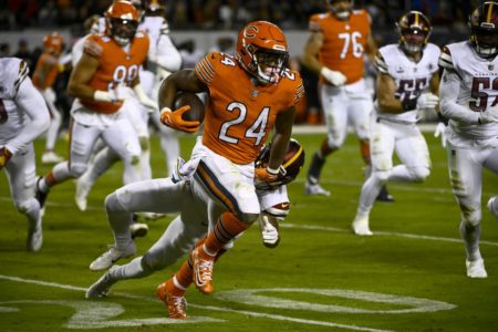 Fantasy Football Players to Add Week 9