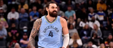 Steven Adams Signs a 2-year Extension