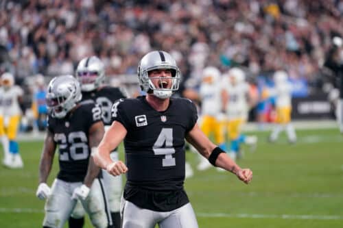 Derek Carr to Sign with New Orleans Saints