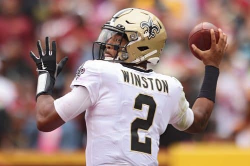 Jameis Winston Re-signs with New Orleans Saints