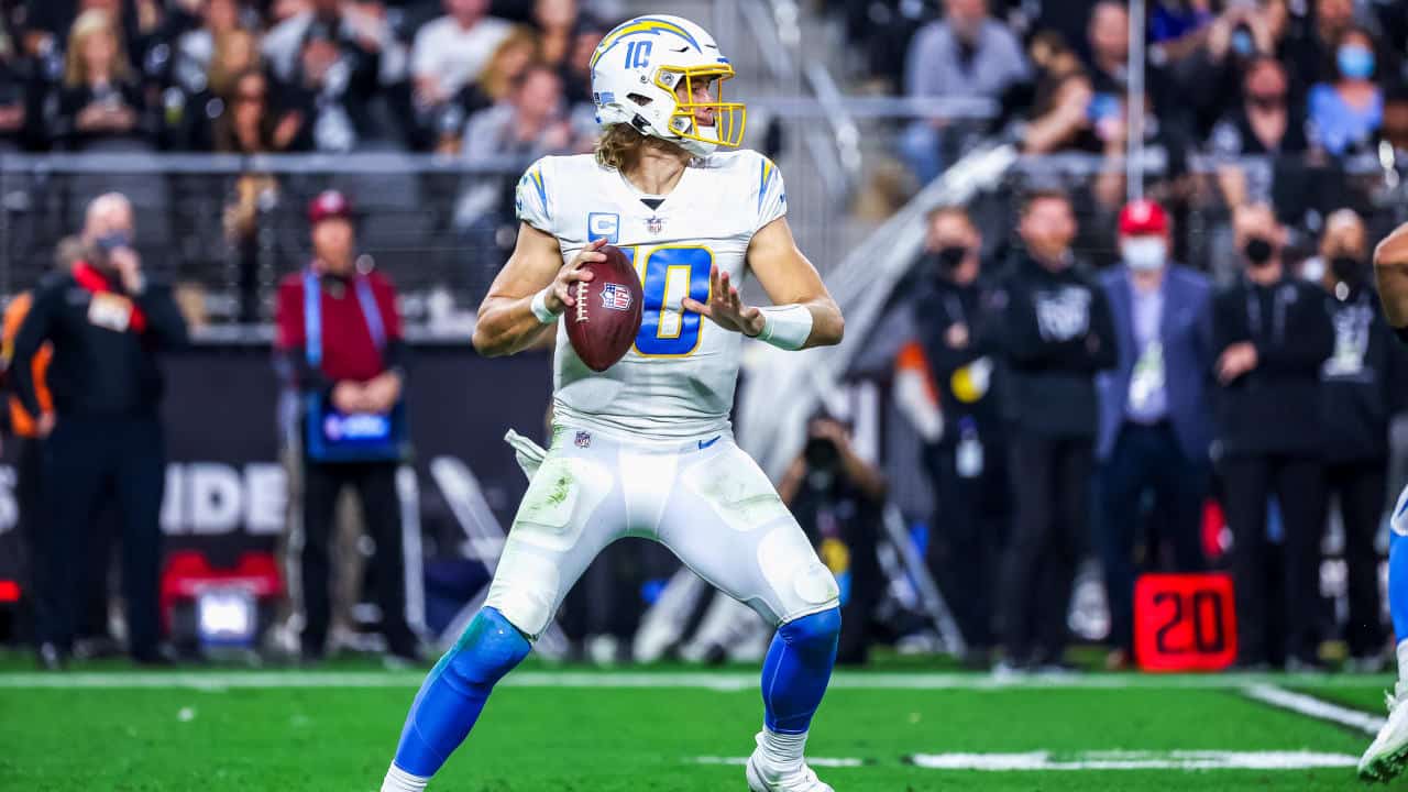 Justin Herbert breaks Philip Rivers' touchdown record in a way only he could