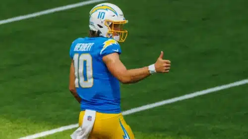 Justin Herbert thumbs up