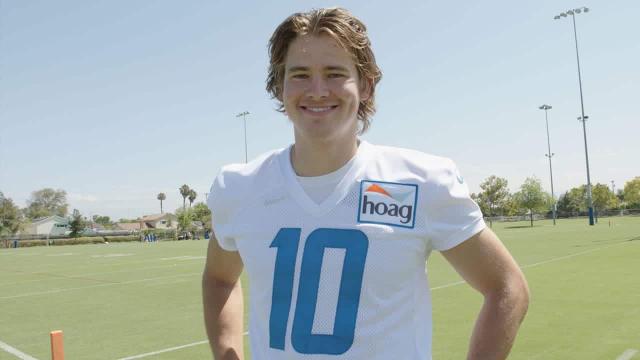 Chargers News: Justin Herbert earns top 10 rating in Madden 23