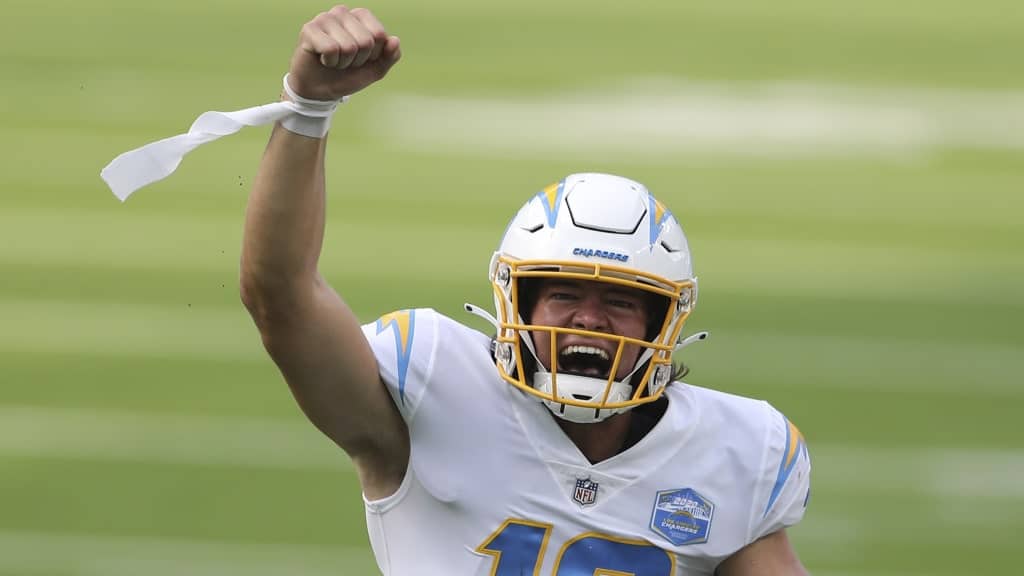 Justin Herbert, Chargers agree to 5-year extension worth $262.5 million