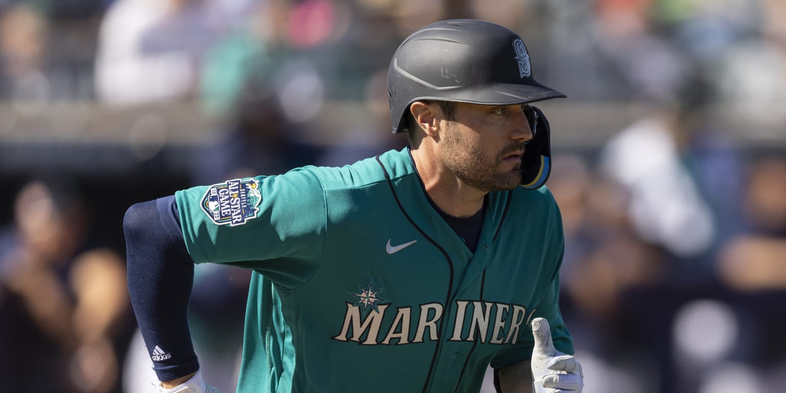 Mariners trade OF A.J. Pollock, INF Mark Mathias to Giants