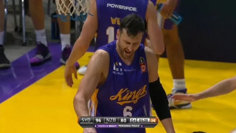 Video: Andrew Bogut Highlights | 2018 NBL MVP Mixtape