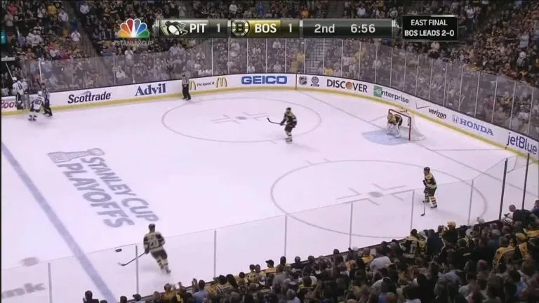 Video: Gregory Campbell hard core after slapshot to leg . 6/5/13 Pittsburgh Penguins vs Boston Bruins NHL