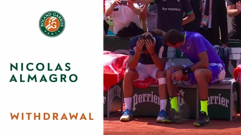 Video: Nicolas Almagro bursts into tears following his match against Juan Martin del Potro | Roland-Garros